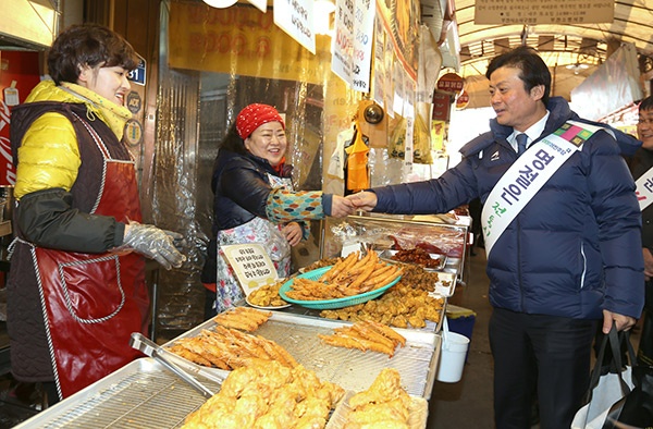 김만수부천시장 “설 준비는 전통시장에서”