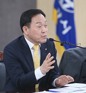 이필운 시장