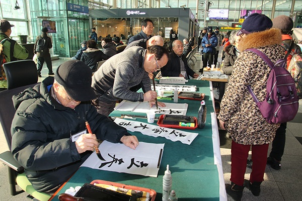 立春大吉 建陽多慶 입춘대길 건양다경