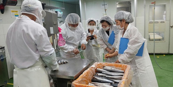 김포시, 학교급식 수산물 방사능 검사 실시