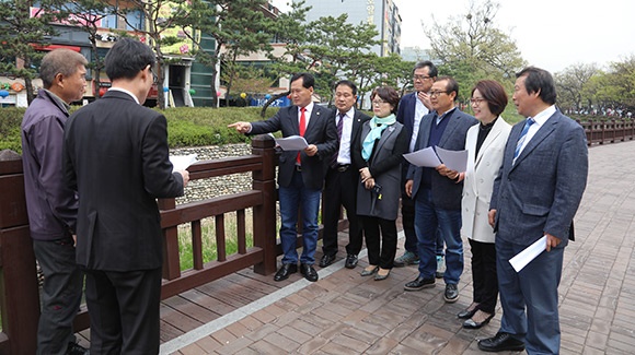 안양시의회 총무경제위원회, 만안 청년창업공간 등 현장 방문