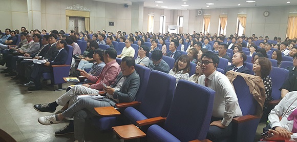 간담회에 참석한 매매상사 관계자들