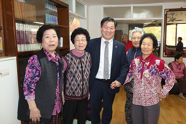 광명시,  어르신 공공일자리 창출...“건강한 노후 응원”