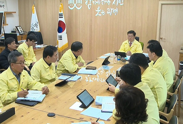 매주 금요일 직원식당 휴무, 공무원 지역 상권 이용, 조기집행, 광명사랑 화폐 이용 활성화에 노력