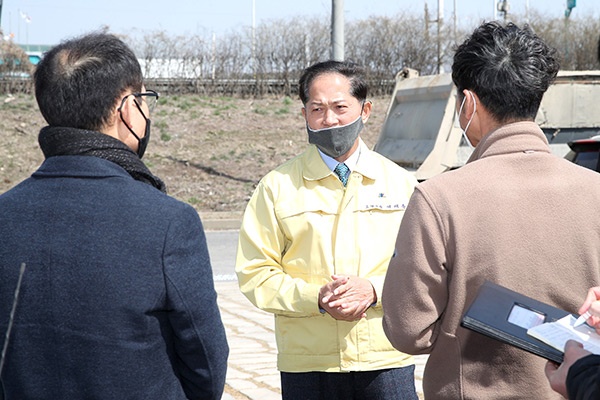 한강 둔치 고양시 구간 친수공간 확대할 것