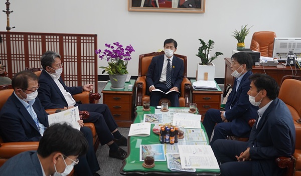 한대희 시장, 국토부에 금정역 노후역사 현대화 요청