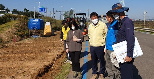 김포시 클린도시사업소장, 야생조류생태공원 초화원 현장행정 실시