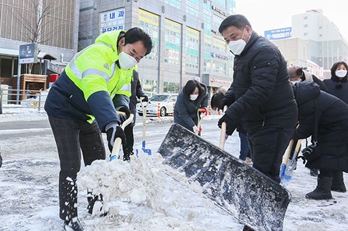 백군기 용인시장, 폭설‧한파 2차 피해 대응 점검