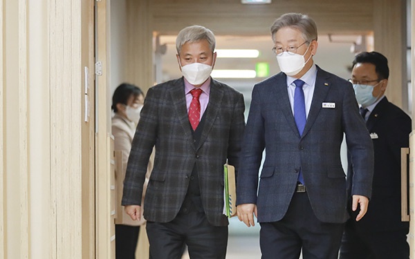 이재명 도지사-경기도시장군수협의회 임원진, 간담회 개최