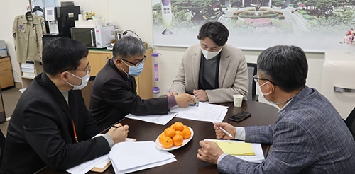 황대호 의원, 수원 일월초 안전통학로 조성 위한 옹벽 철거 방안 논의