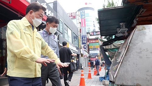 전국 최초 ‘가로판매대 정비 지원금 지급 조례’ 제정, 노점상 지원금 지급 근거 마련