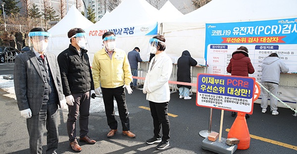 고양시의회, 3개구 보건소 및 코로나19 재택치료추진단 격려 방문