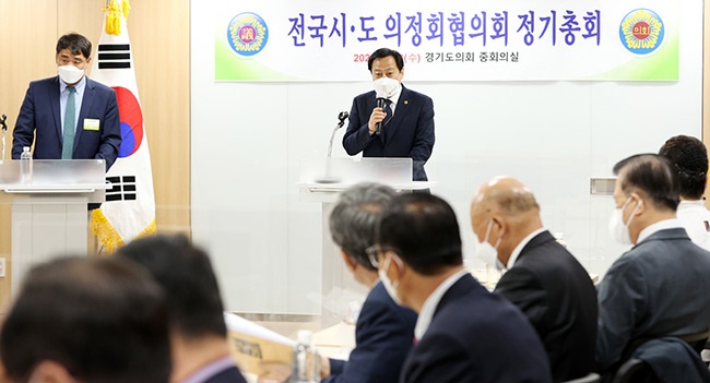 장현국 의장 “전·현직 의원 역량 모아 자치분권 구현해야”