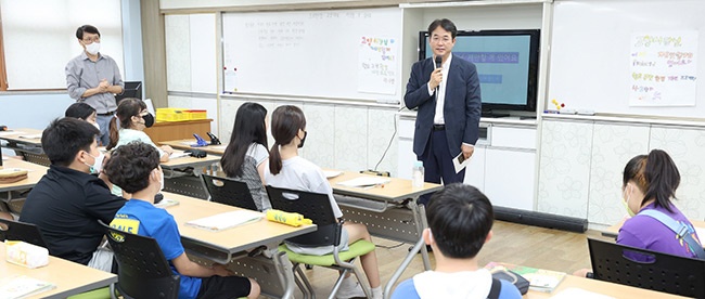 고양시, ‘시민만 바라보는 민선8기’ 본격 가동…토당초 학생 제안에 답해