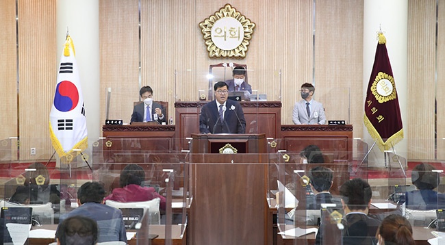 시정질문하는 임홍열 의원