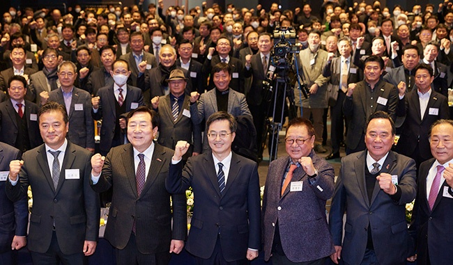 김동연, 경기도 중소기업인 만나 “경제 역동성 위해 기업활동 최대한 지원”