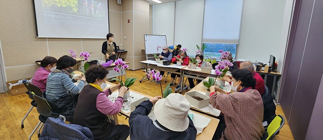 고양특례시, 치매환자 쉼터 사업 ‘기억해봄교실’ 운영