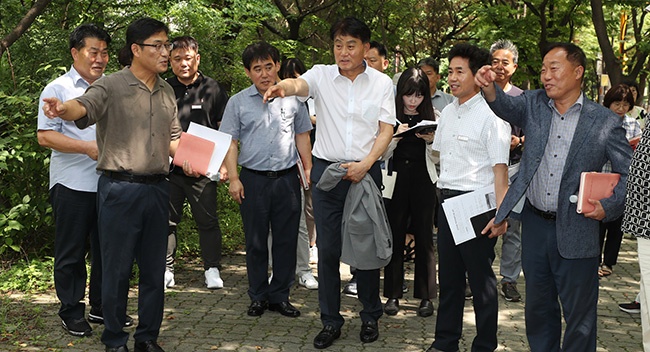 군포시 ‘찾아가는 이동시장실’ 산본2동에서 열려 