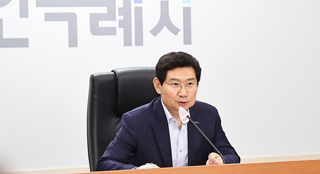 이상일 용인특례시장 “시민 생명을 지키는 치안활동에 인적자원과 물품지원 아끼지 않겠다”