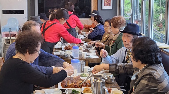 의왕시 청계동‘코다리 명가’, 어르신 식사 대접