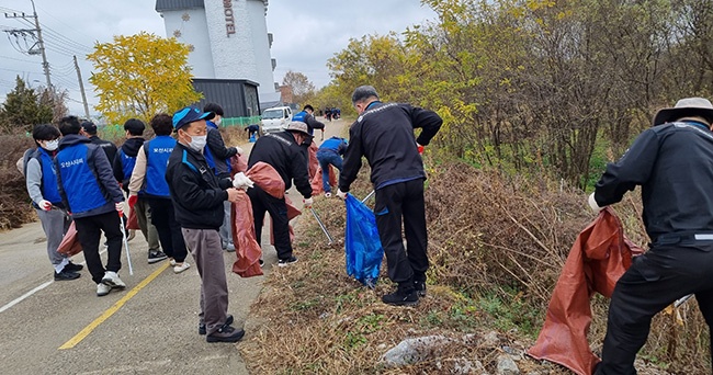 경기도자동차전문정비사업조합 오산시지회 오산천 환경정화 활동