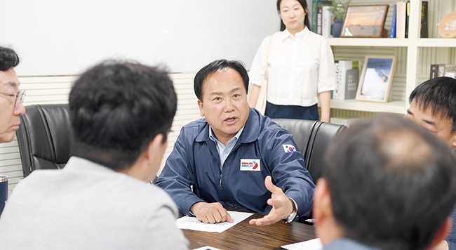 이권재 오산시장, 정명근 화성시장과 “오산천 상류 오염수 유출문제 함께 조속해결”협의