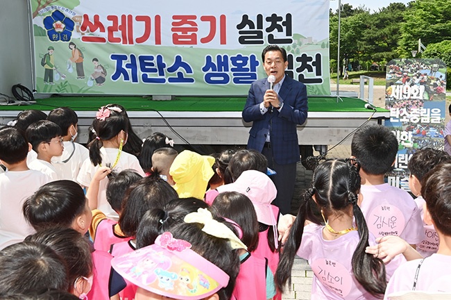 이재준 수원특례시장, “수원을 더 아름답게 가꾸는 데 어린이들이 함께해 달라”